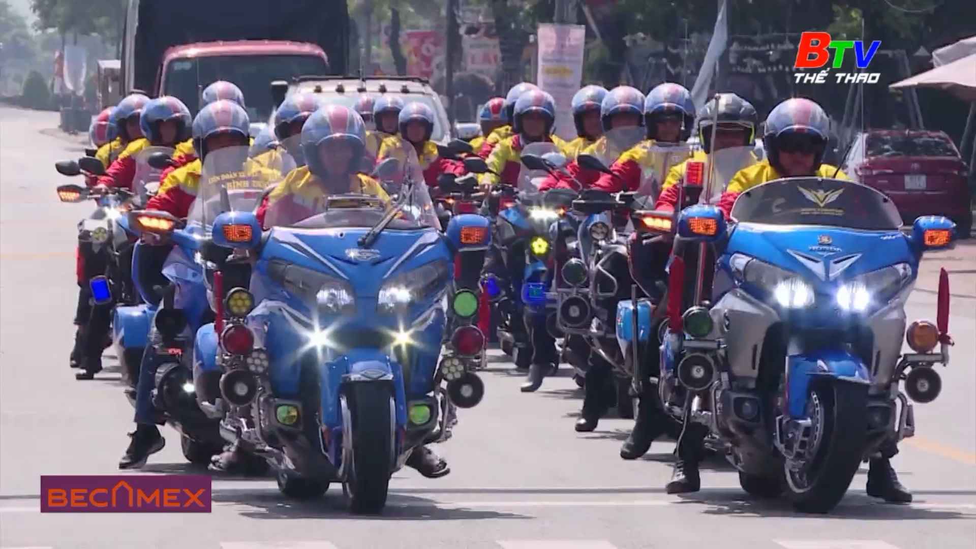 Đường đến số 2| Ấn tượng với đoàn mô tô Giải xe đạp Truyền hình Bình Dương
